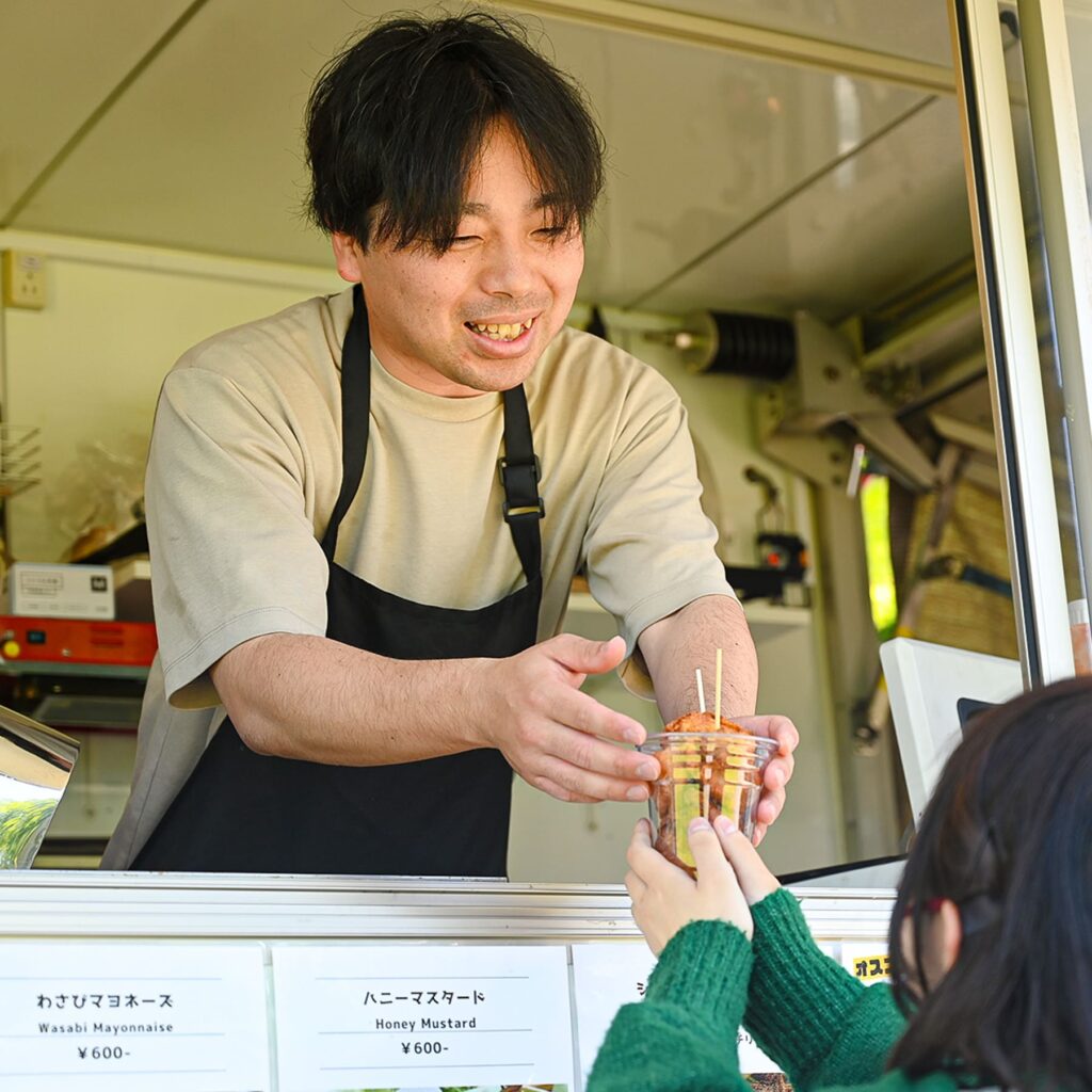 にじとろキッチンの代表